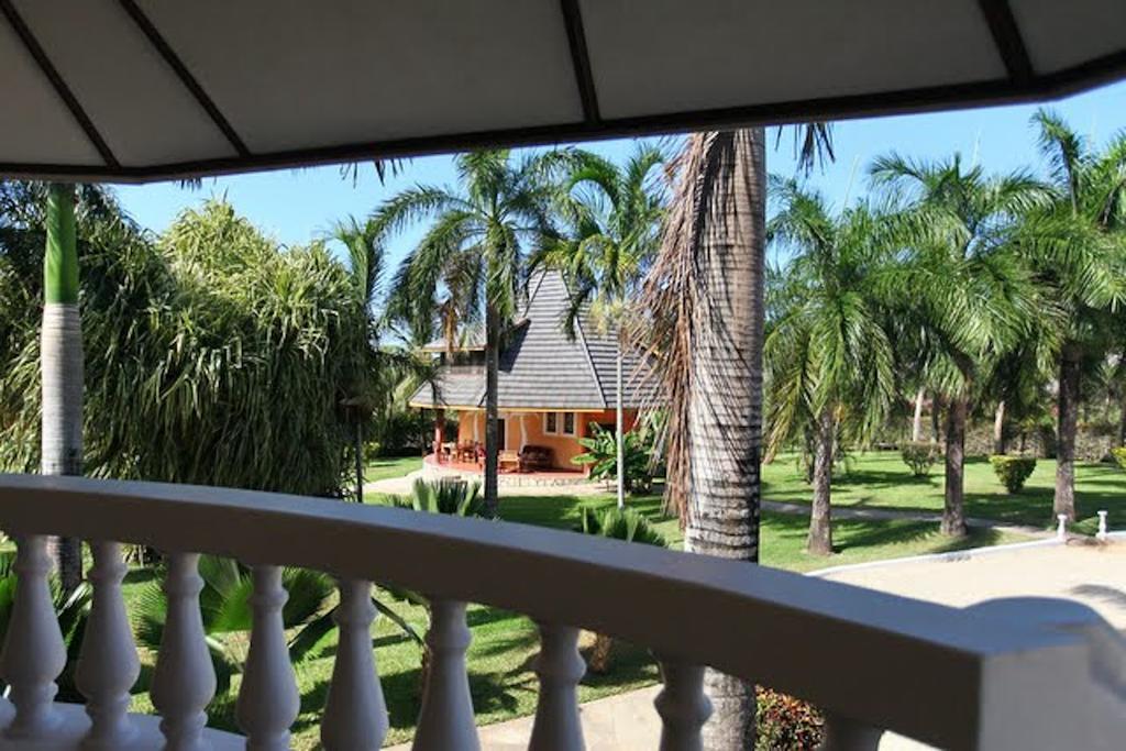 Sunset Villa Boutique Resort Diani Beach Ngoại thất bức ảnh